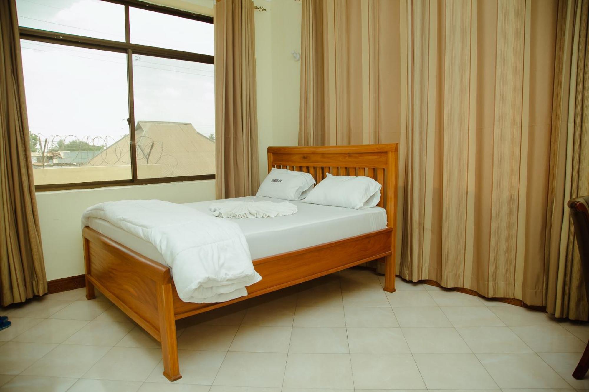 Fq Hotel Dar es Salaam Bagian luar foto